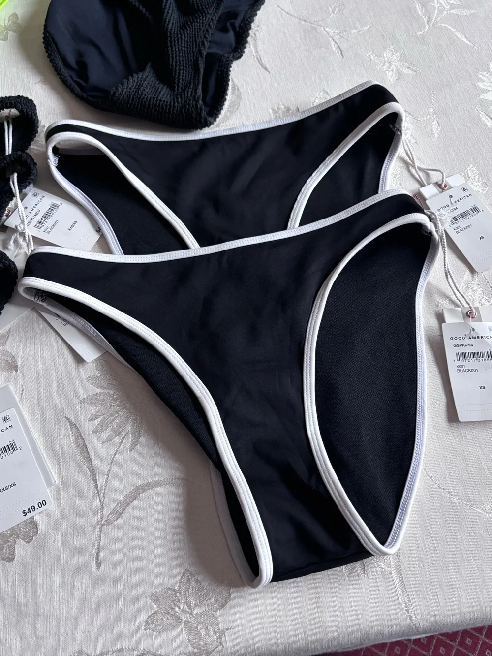 $463 Bundle 7 Piece Good American Bathing Suit XXS/XS One Piece, Monokini Bikini